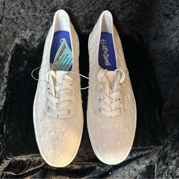 New Us Sports Women’s White Sneakers Size: 7 - Picture 8 of 10
